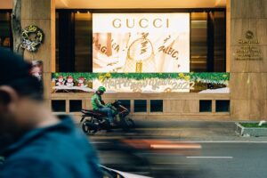 gucci shop